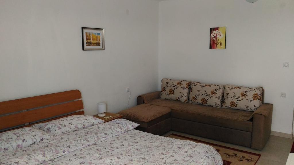 Apartment Boksi Ulcinj Exterior photo